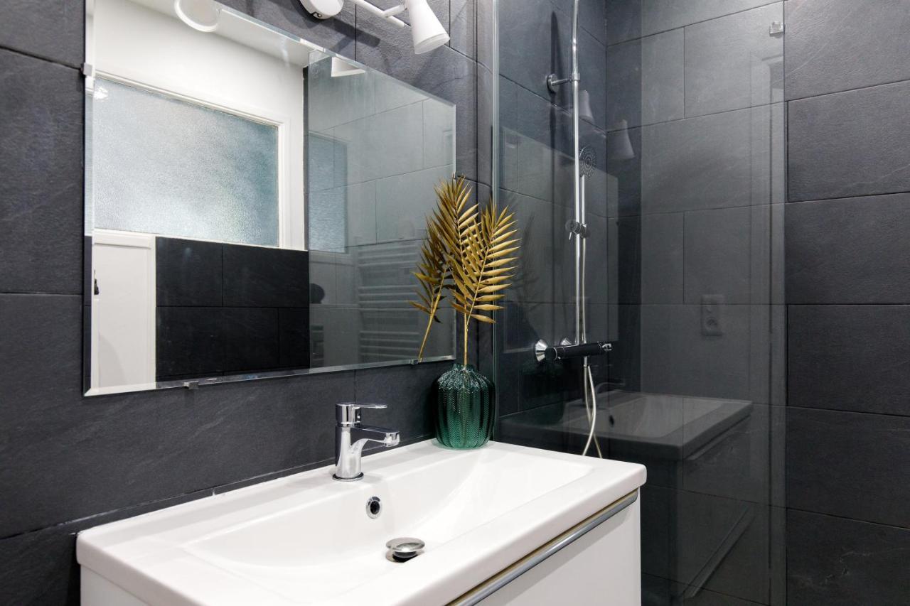 Love Suite And Spa - Cannes Exterior photo